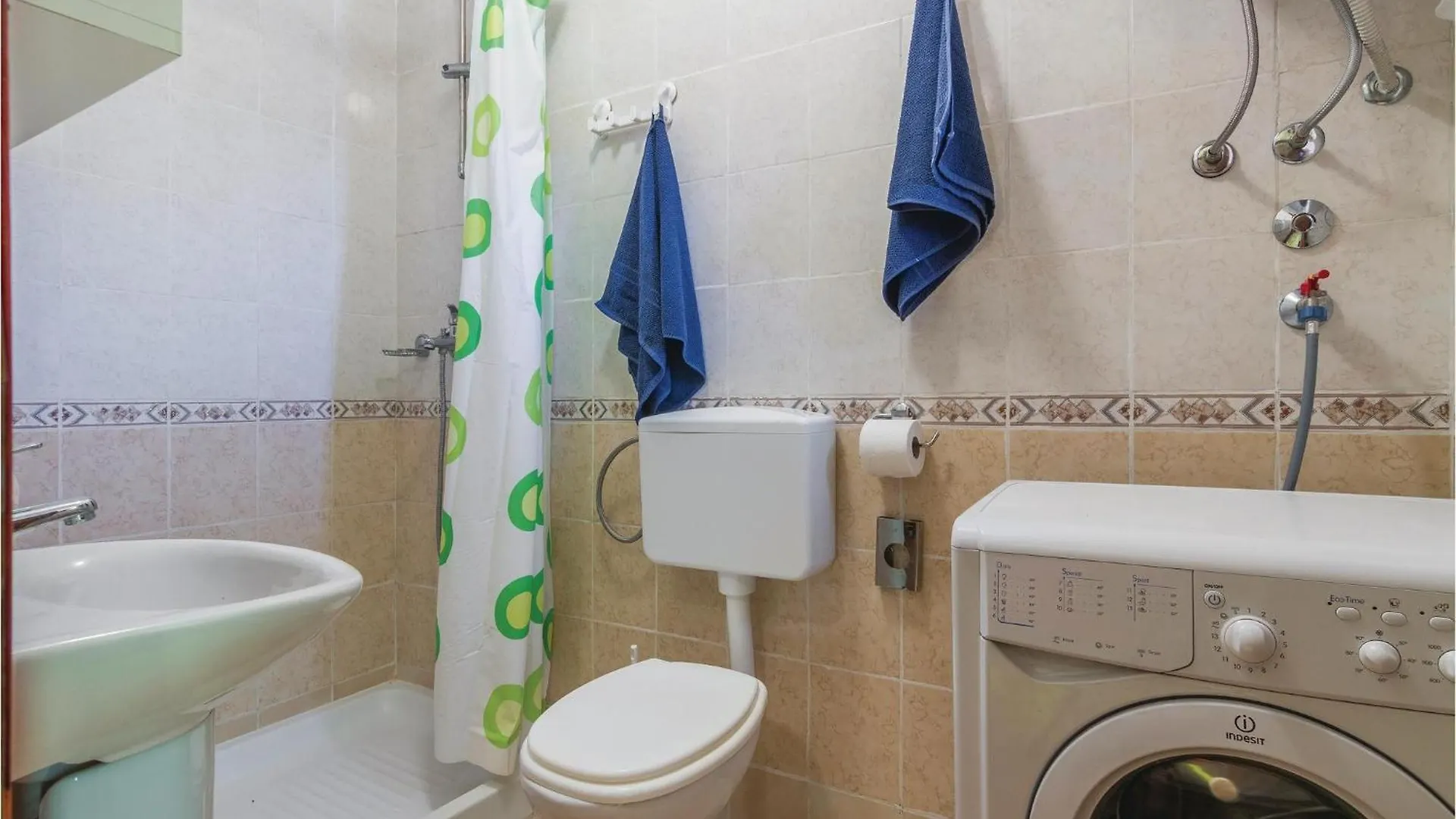 Pet Friendly Apartment In Porec With Wifi